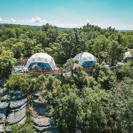 Les Domes Des Gorges Hotell Ruoms Eksteriør bilde